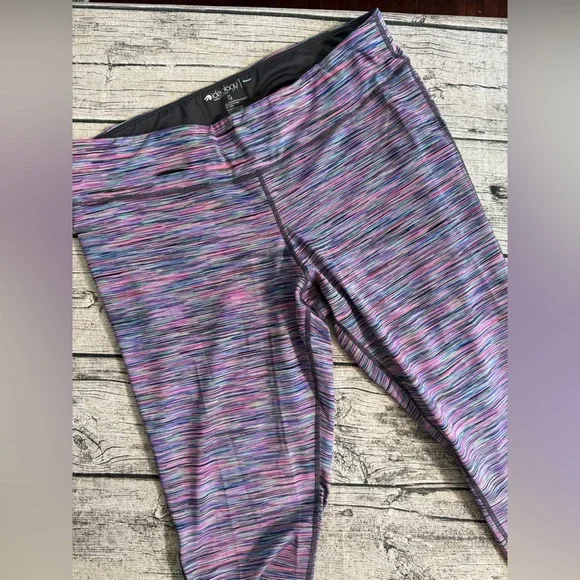 Athletic leggings/Yoga pants - Picture 6 of 7